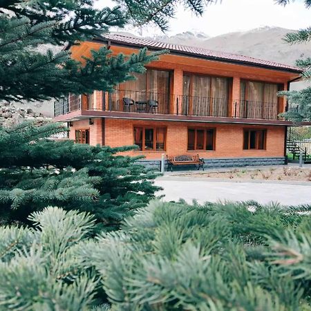Vardisubani Villa Степанцмінда Екстер'єр фото