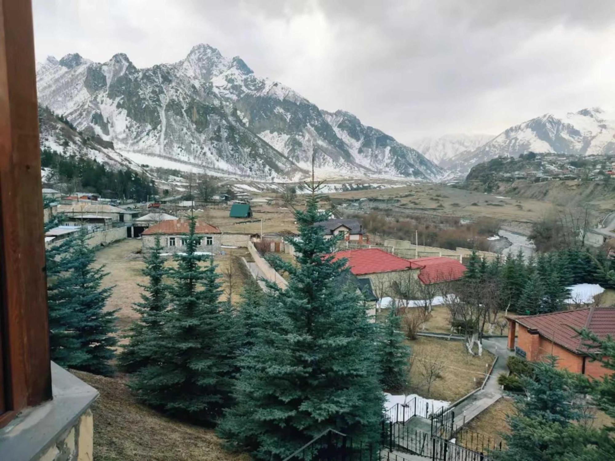 Vardisubani Villa Степанцмінда Екстер'єр фото