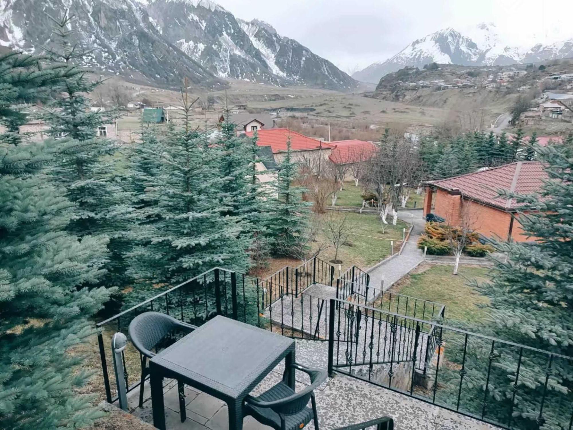 Vardisubani Villa Степанцмінда Екстер'єр фото